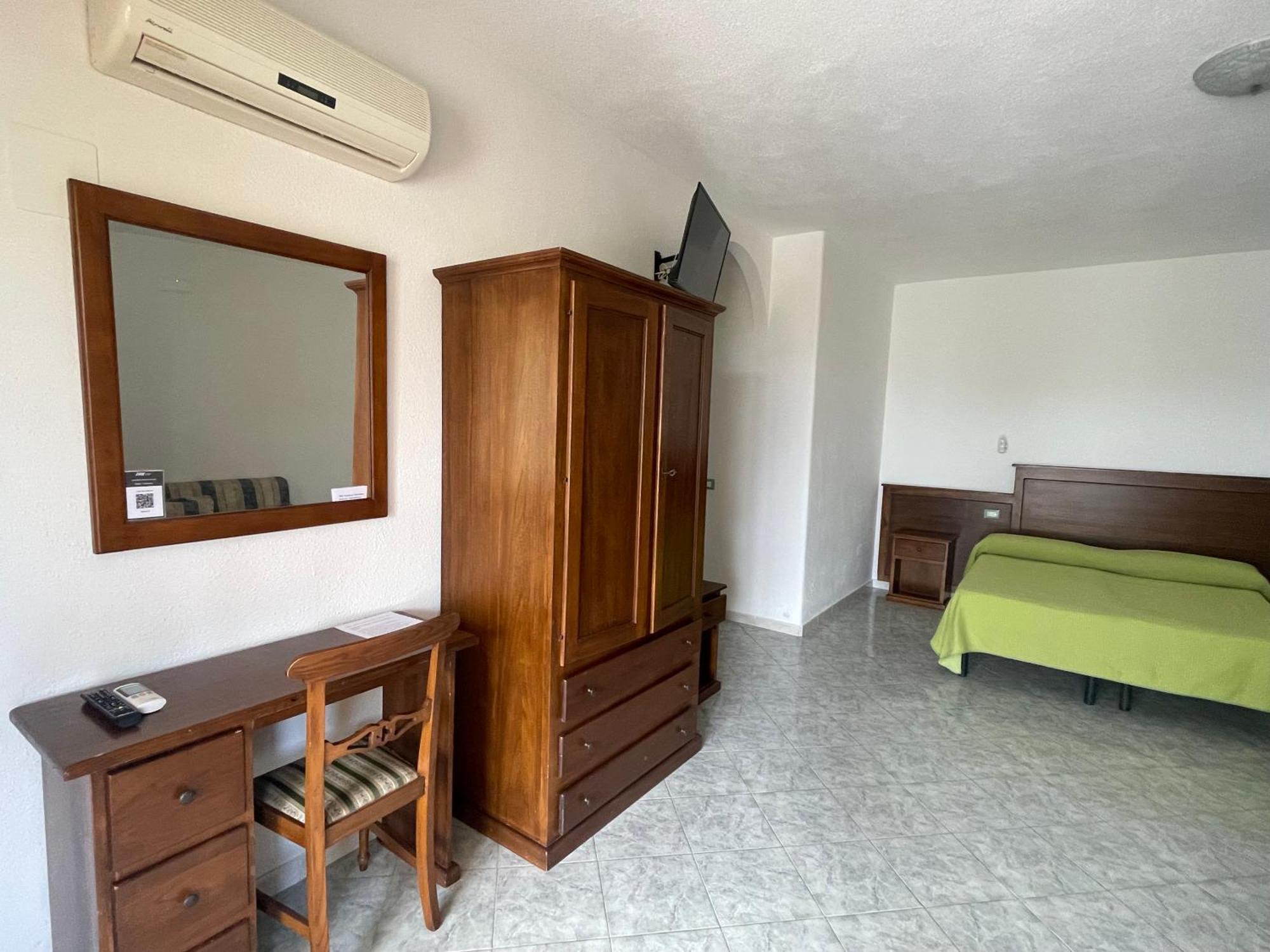 Residence Andrea A Mare Форио Экстерьер фото