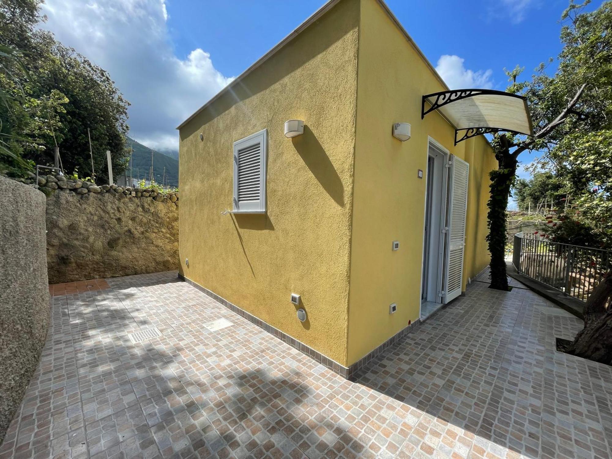 Residence Andrea A Mare Форио Экстерьер фото