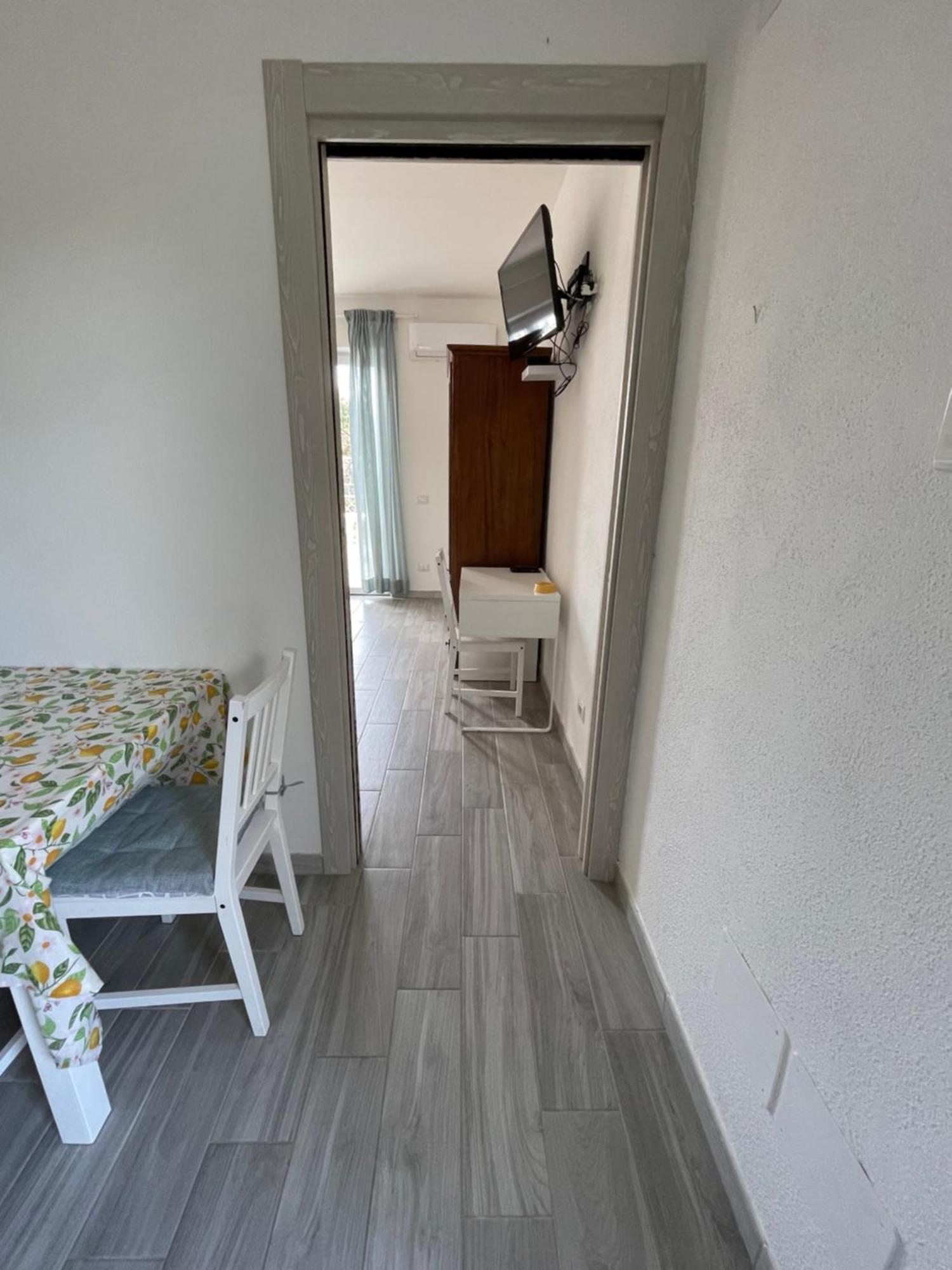 Residence Andrea A Mare Форио Экстерьер фото